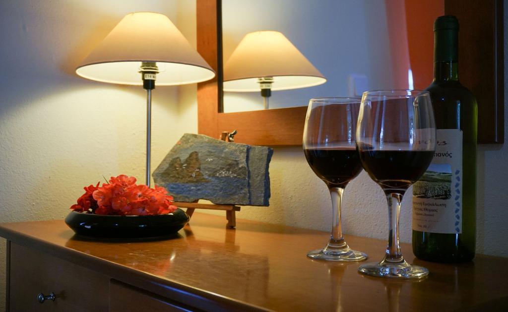 Alexandra'S Glifa Apartments Quarto foto
